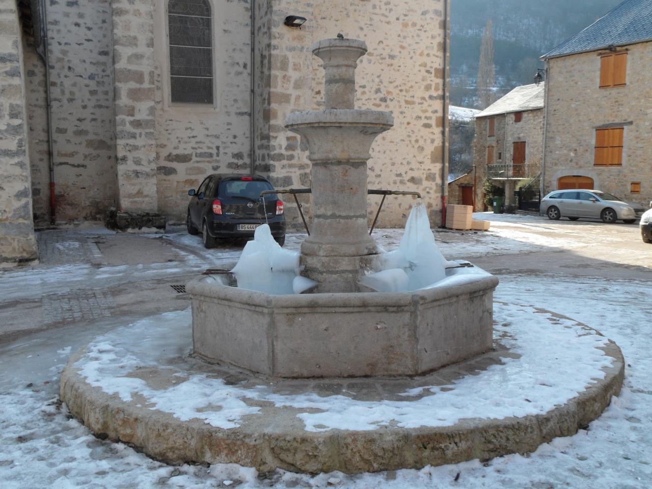 16-Trèves en Hiver, la fontaine