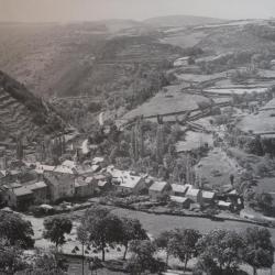 3-Trèves ancien, depuis la route de Lanuejols