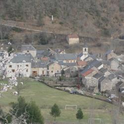 4-Trèves depuis la route de Lanuejols