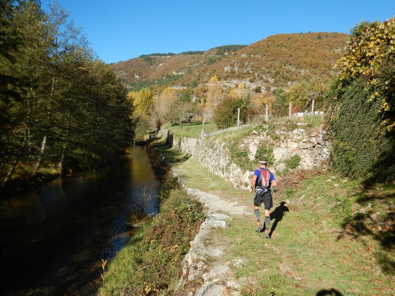 Et s'en vont vers Cantobre 1